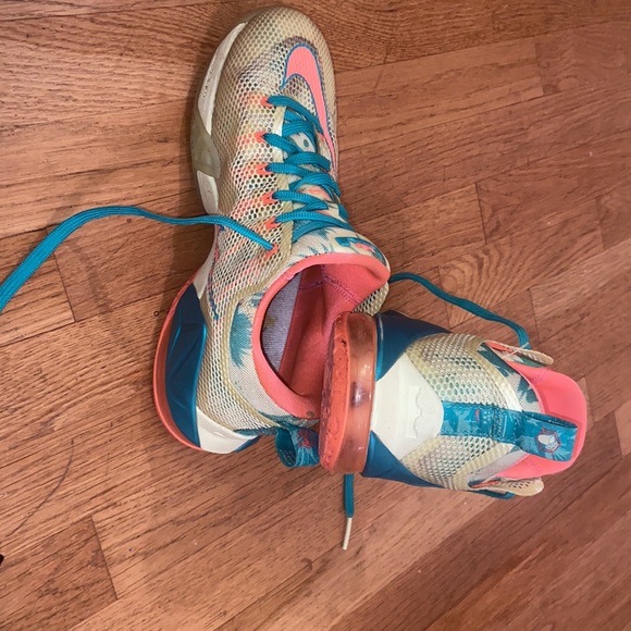 Lebron 12 low Lebronold Palmer - Picture 3 of 3